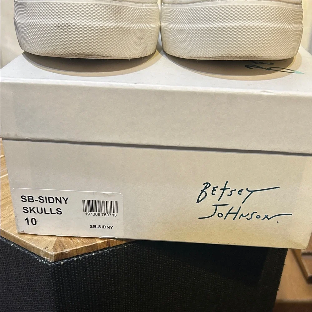 Betsey Johnson Silver Skull Glitter Sneakers - Picture 4 of 5